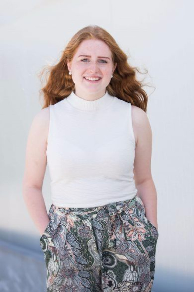 Christa_Swieringa_390x585.jpg