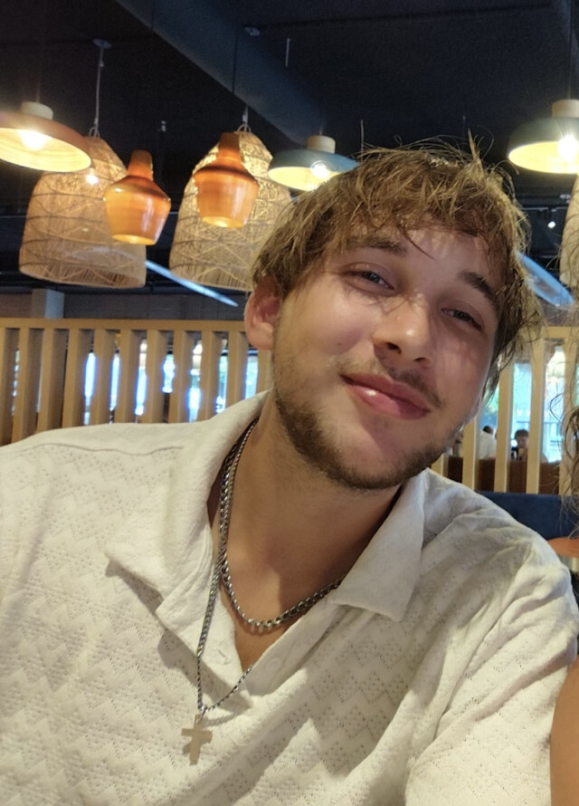 02349d26-36c0-4c5e-87a2-c1cc1f325c6f.jpeg